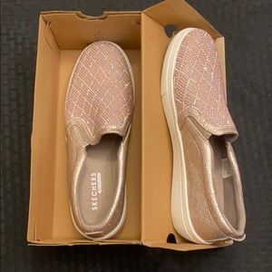 Sketchers memory foam slip on shoes